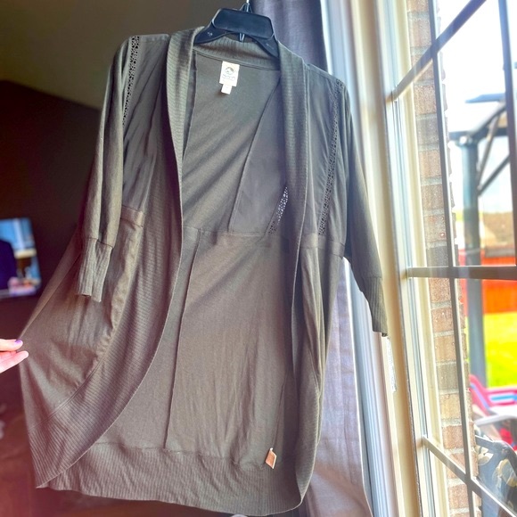 Lightweight Olive Green Shaul - Picture 4 of 5